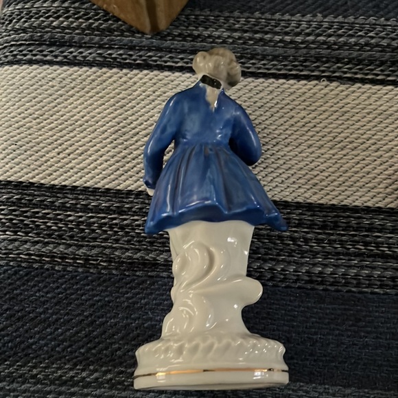 Decorative Figurine 8 inches High - Picture 9 of 14